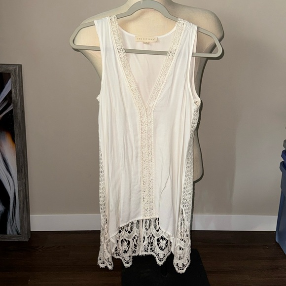 Lovestitch boho dressy crochet like accent tank top - Picture 1 of 6